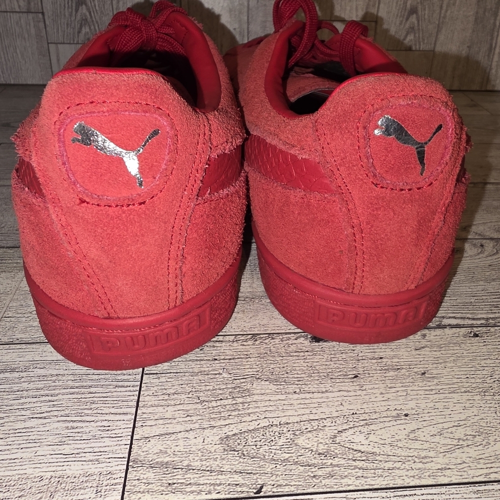 Puma Classic Red Sneakers - Picture 6 of 7
